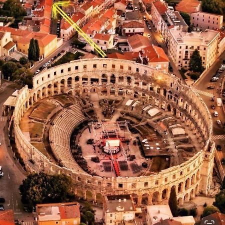 Domus Nostrae-Pula Appartement Buitenkant foto