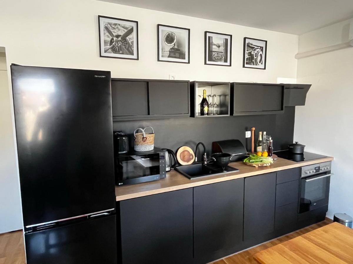 Domus Nostrae-Pula Appartement Buitenkant foto